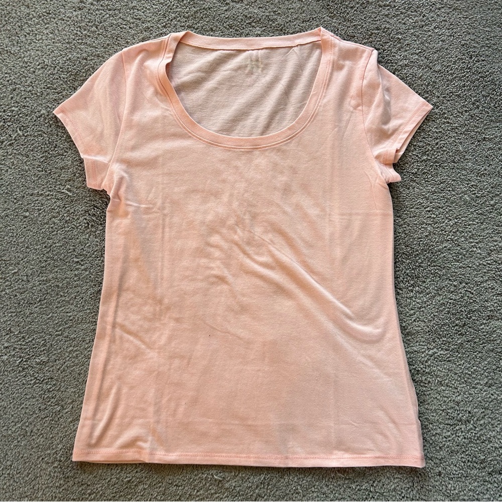 TWO Sz Medium No Boundaries scoop neck short sleeve tees - Picture 3 of 5